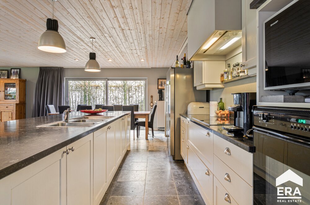 energiezuinige-en-instapklare-woning-met-loods-in-wingene010.jpg