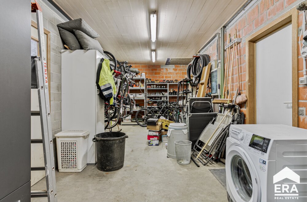 energiezuinige-en-instapklare-woning-met-loods-in-wingene016.jpg