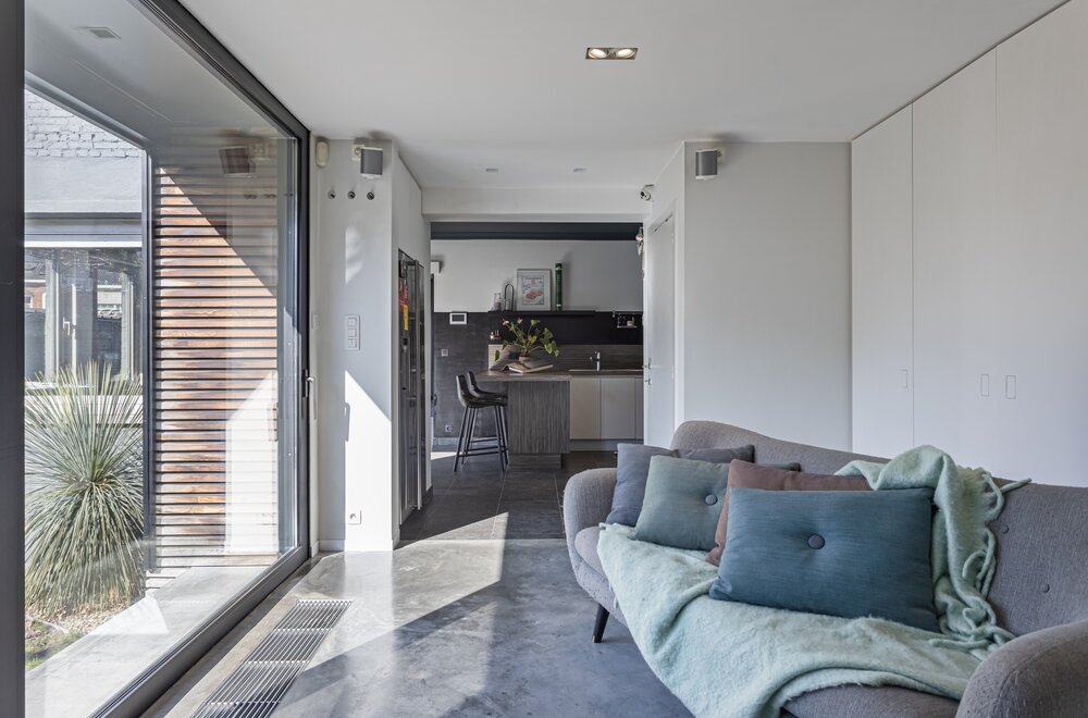 tijdloze-woning-met-ruime-garage-en-gezellige-tuin003.jpg