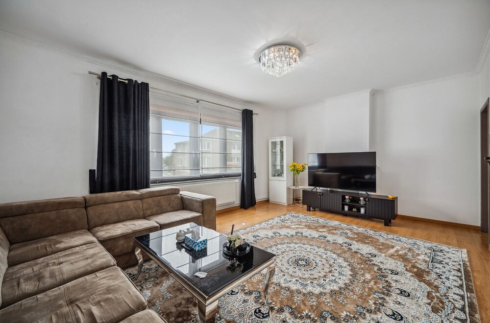 handelsgelijkvloers-appartement-met-3-kamers-en-garagebox006.jpg