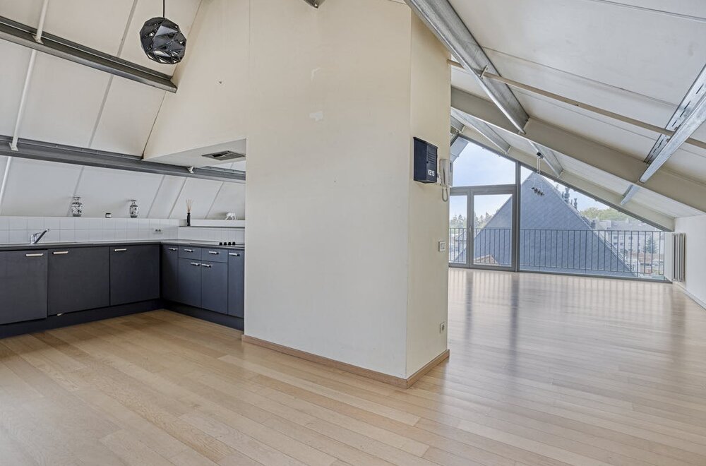 instapklare-loft-te-koop-met-prachtig-vergezicht-in-beernem003.jpg