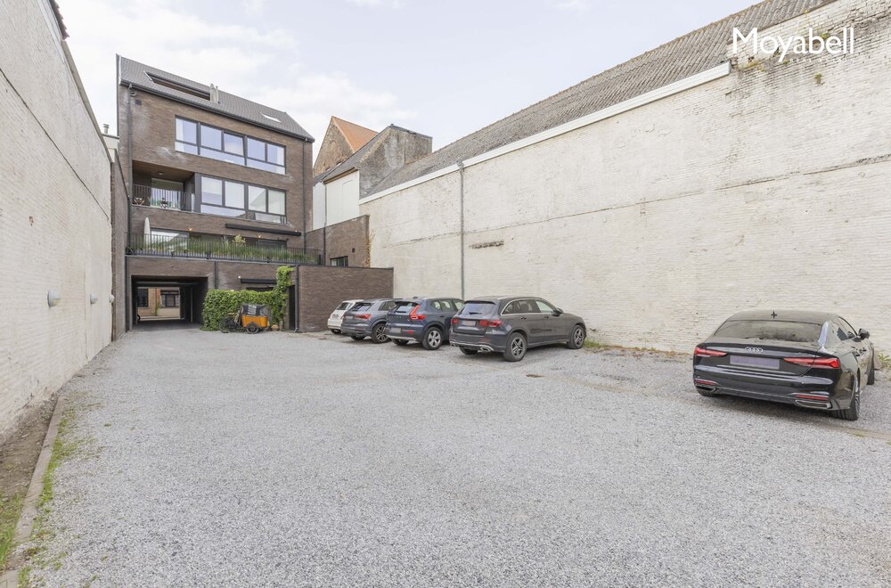 modern-appartement-met-zuidgericht-terras-in-hartje-gent022.jpg