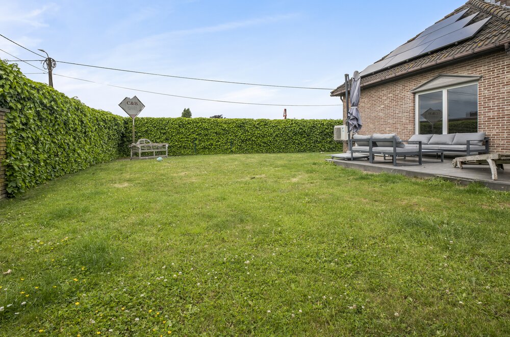 instapklare-open-bebouwing-met-4-slaapkamers-en-ruime-tuin003.jpg
