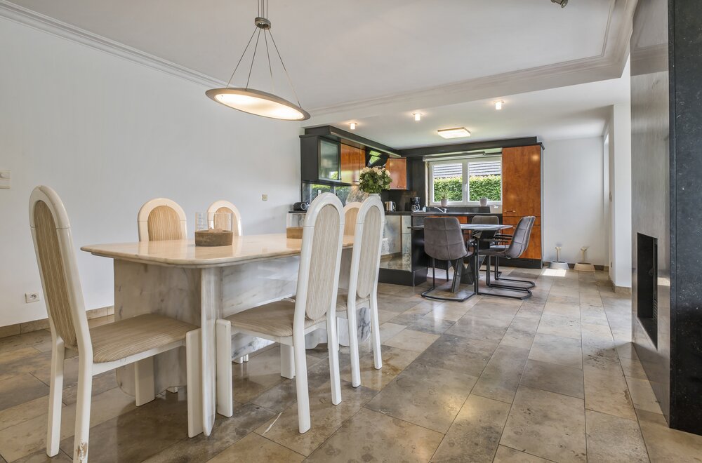 instapklare-open-bebouwing-met-4-slaapkamers-en-ruime-tuin007.jpg