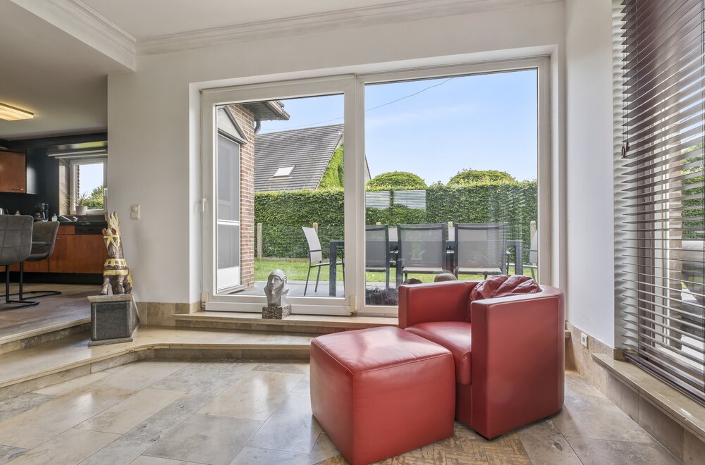 instapklare-open-bebouwing-met-4-slaapkamers-en-ruime-tuin011.jpg