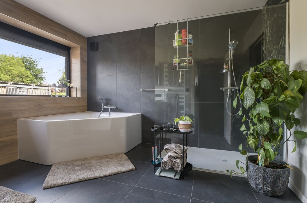 gerenoveerde-meer-gezinswoning-met-5-kamers-tuin-en-garage006.jpg