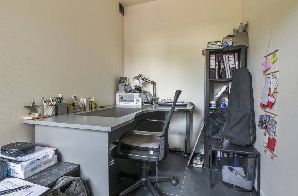 gerenoveerde-meer-gezinswoning-met-5-kamers-tuin-en-garage012.jpg