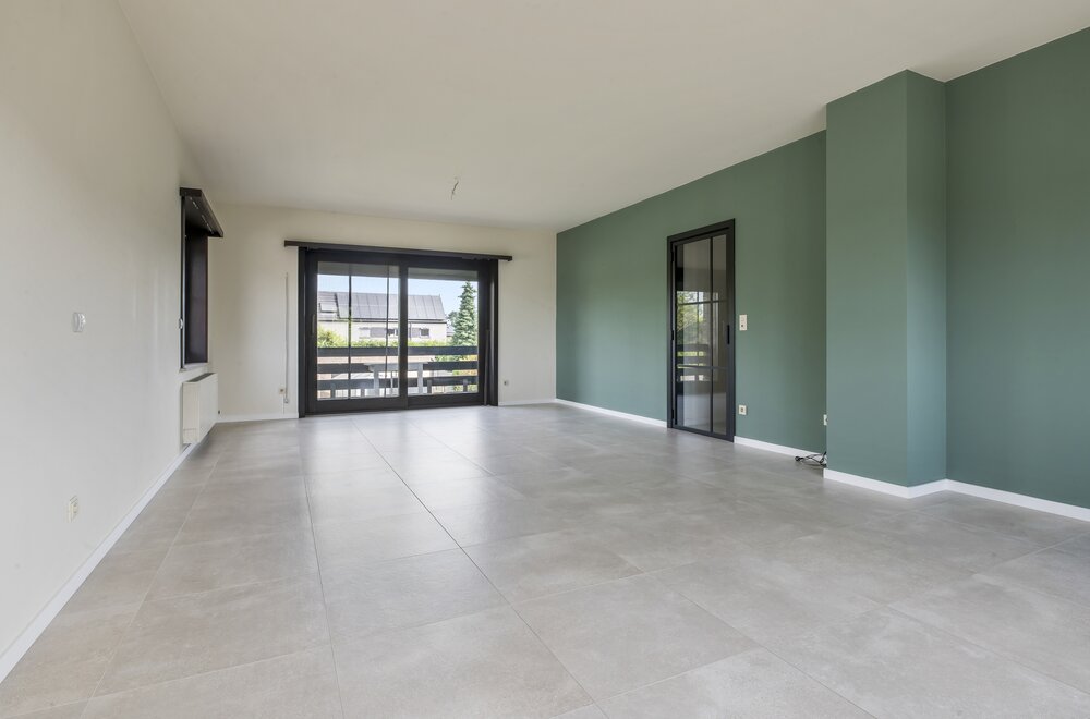 gerenoveerde-meer-gezinswoning-met-5-kamers-tuin-en-garage014.jpg