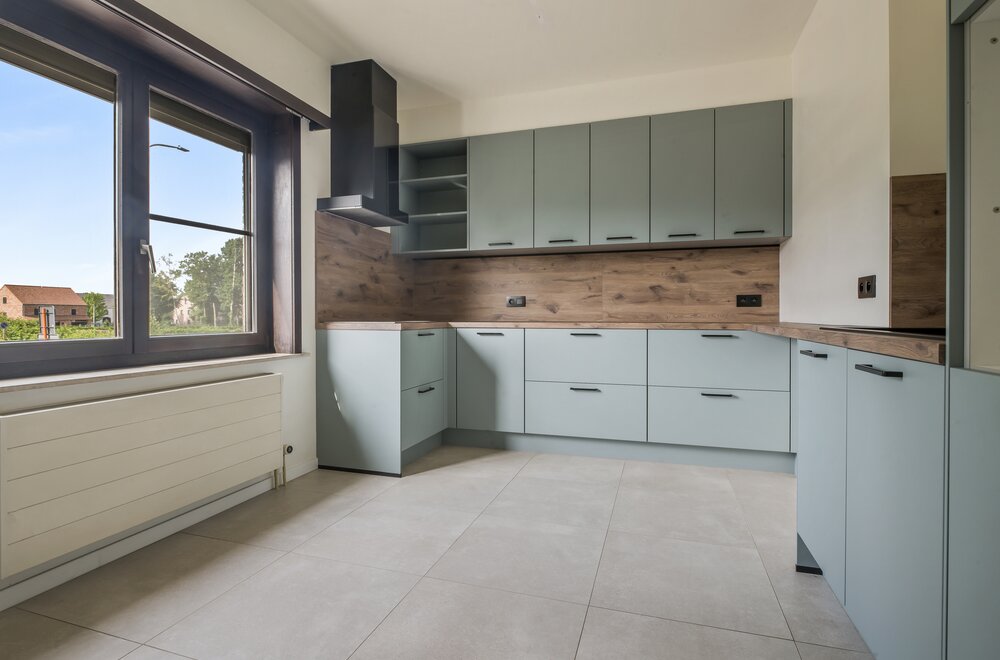 gerenoveerde-meer-gezinswoning-met-5-kamers-tuin-en-garage015.jpg