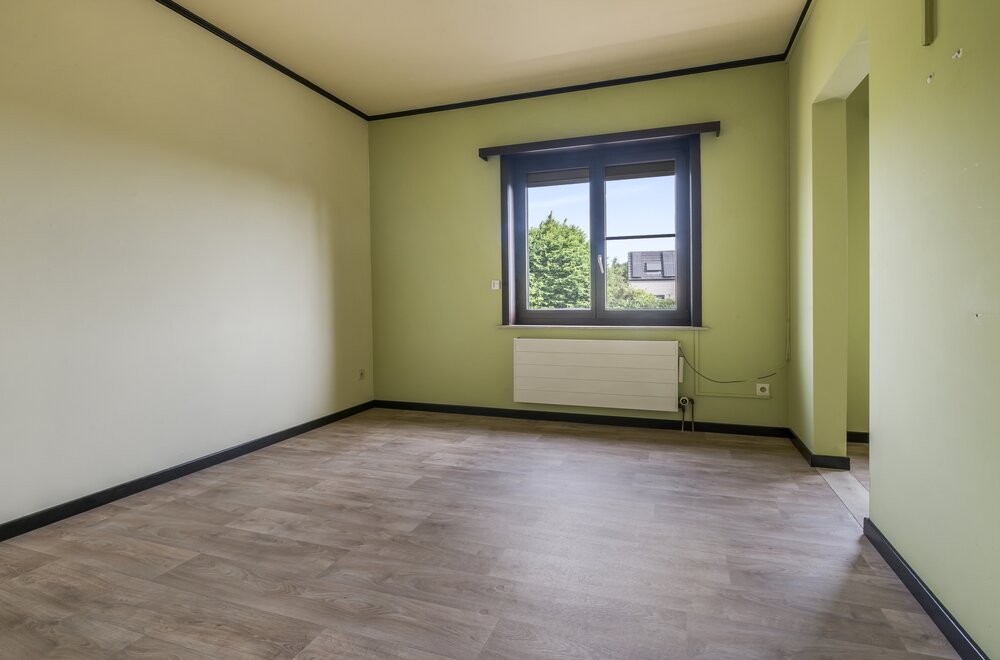 gerenoveerde-meer-gezinswoning-met-5-kamers-tuin-en-garage018.jpg