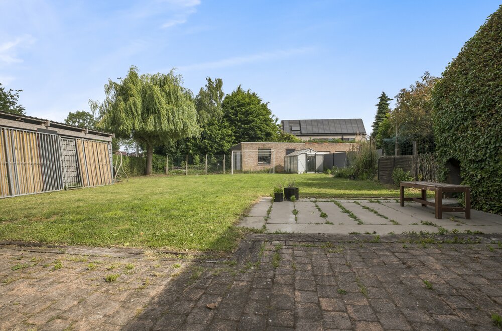 gerenoveerde-meer-gezinswoning-met-5-kamers-tuin-en-garage024.jpg