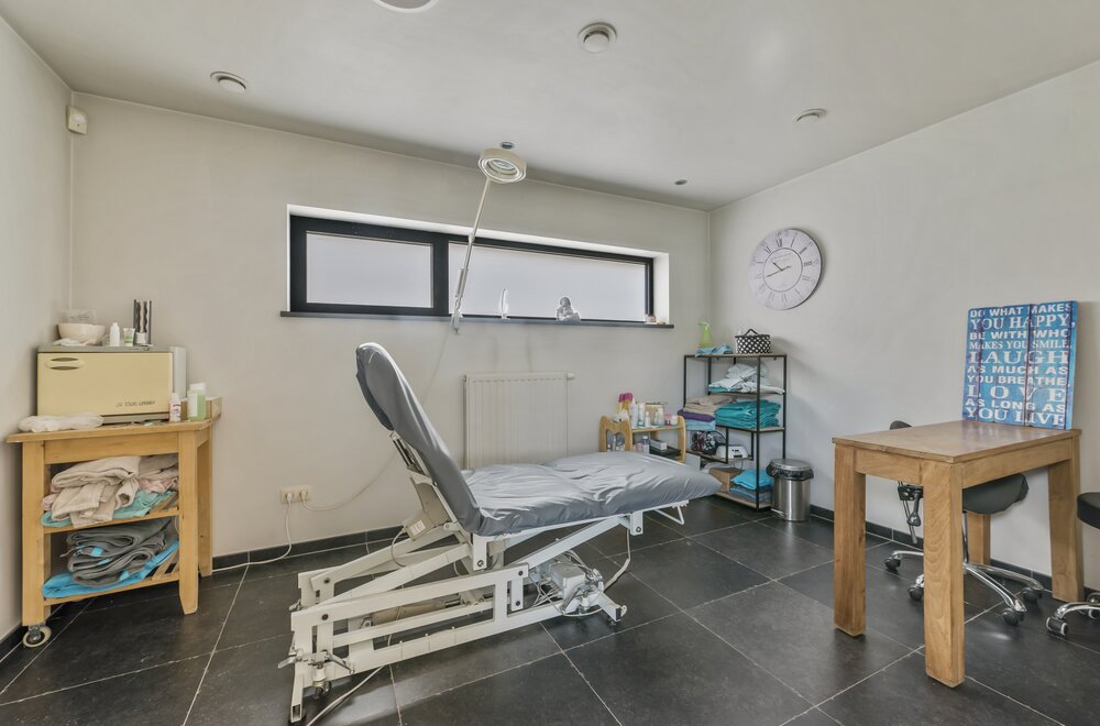 prachtige-woning-met-praktijkruimte-en-wellness-012.jpg