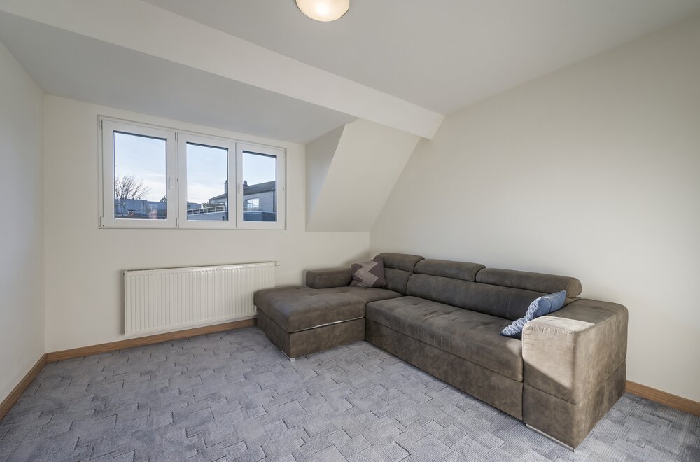 villa-te-koop-in-zwijndrecht-zwijndrecht-met-referentie-19109833115012.jpg