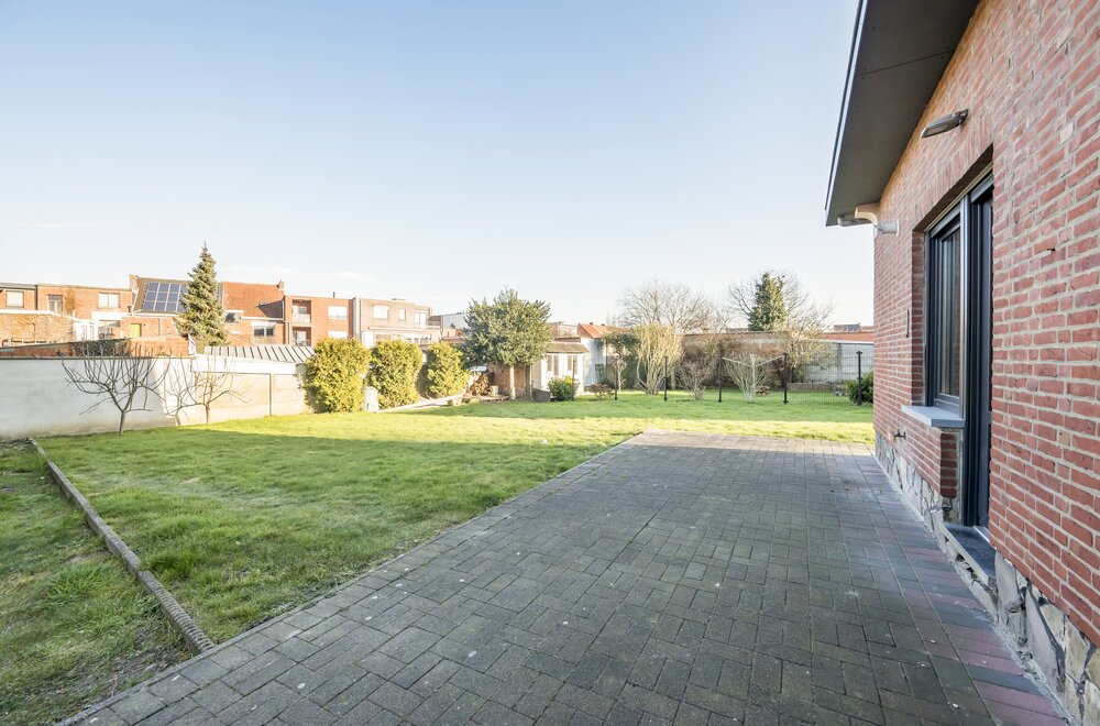 villa-te-koop-in-zwijndrecht-zwijndrecht-met-referentie-19109833115023.jpg