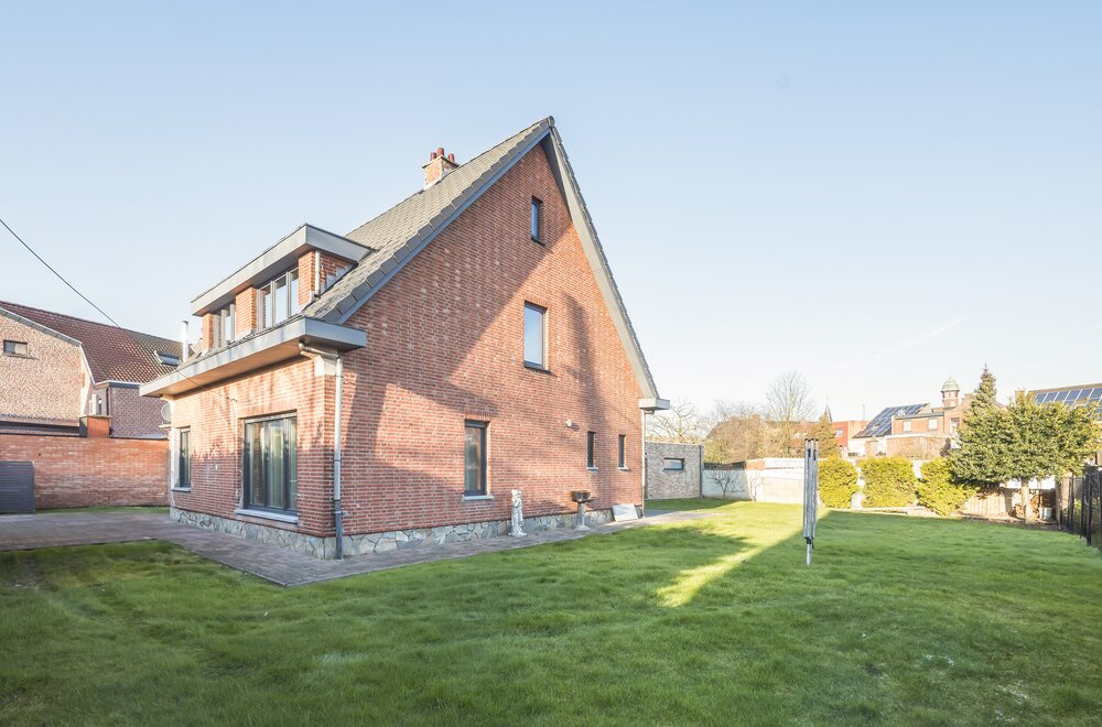 villa-te-koop-in-zwijndrecht-zwijndrecht-met-referentie-19109833115026.jpg