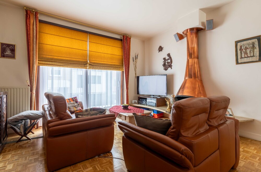 ruime-praktische-woning-met-grote-garage-praktijk-en-5-slaapkamers-010.jpg