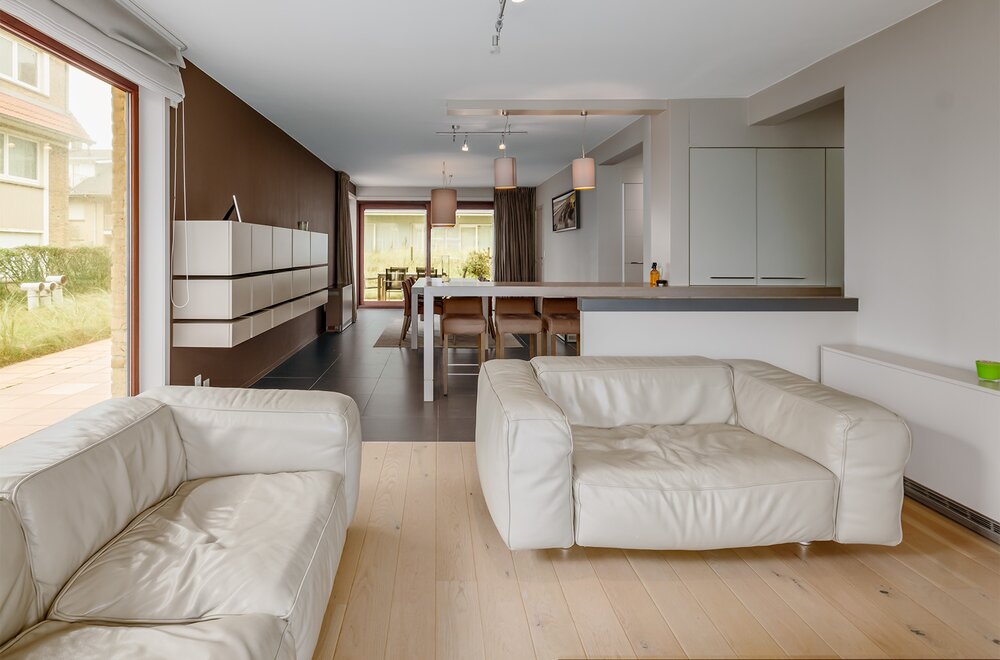 gerenoveerd-appartement-te-koop-in-oostduinkerke001.jpg