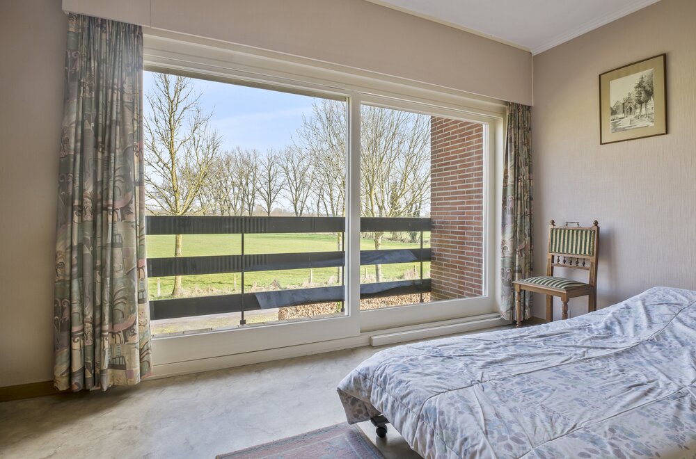 villa-met-adembenemend-zicht-te-koop-in-bachte-maria-leerne020.jpg
