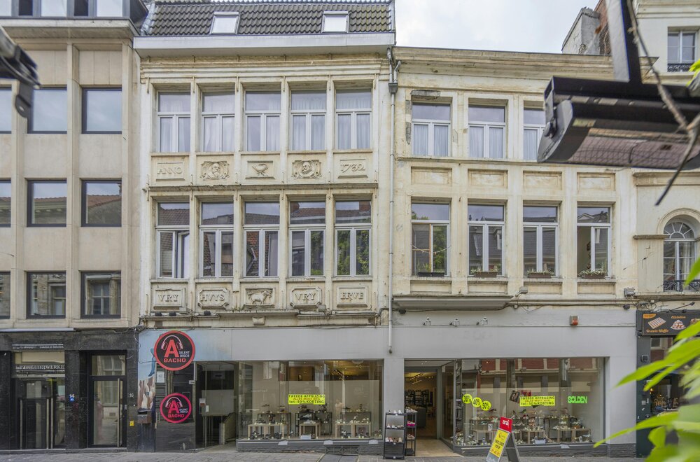 unieke-opbrengsteigendom-te-koop-in-centrum-gent001.jpg