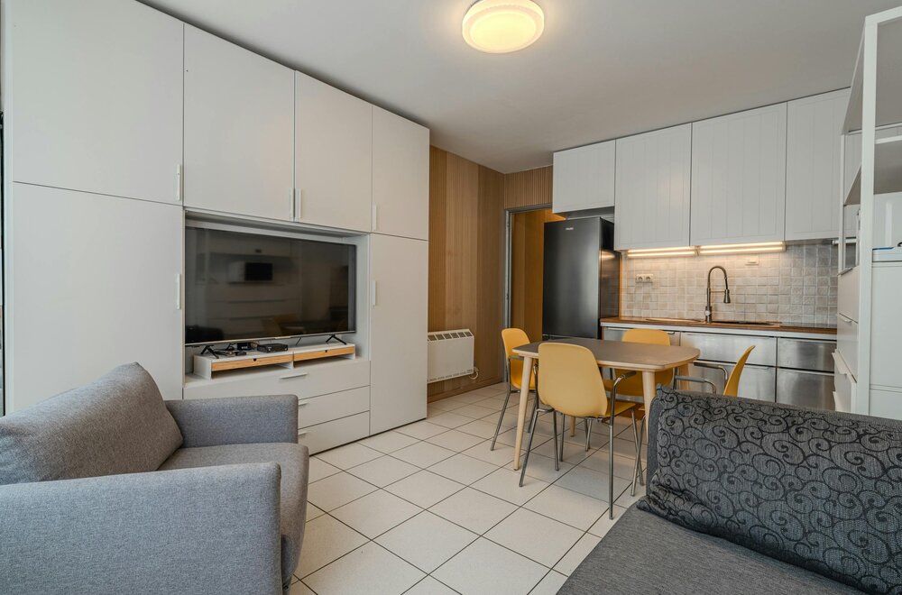 instapklare-studio-te-koop-in-het-centrum-van-middelkerke-001.jpg