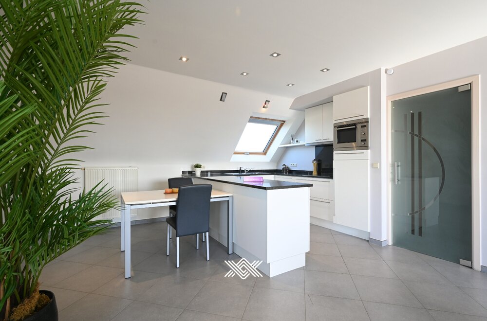instapklaar-appartement-met-terras-en-twee-slaapkamers003.jpg
