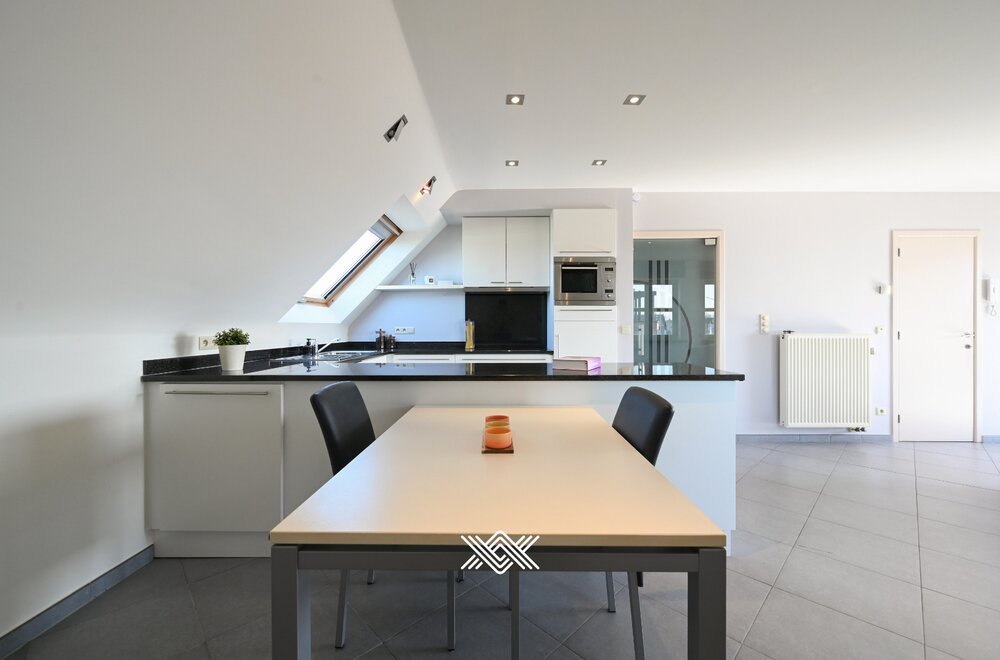 instapklaar-appartement-met-terras-en-twee-slaapkamers005.jpg