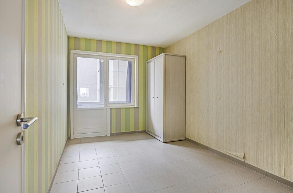 appartement-met-1-slaapkamer-en-frontaal-zeezicht-te-koop-op-de-zeedijk-in-middelkerke-009.jpg