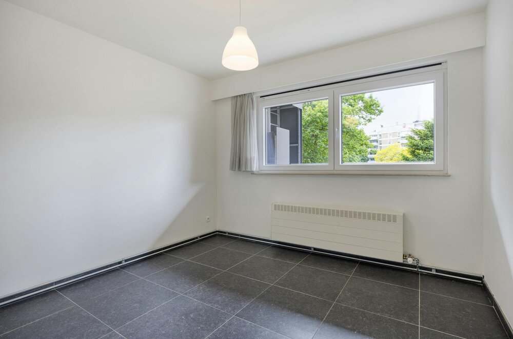 gerenoveerd-gelijkvloers-appartement-met-2-slaapkamers-en-terras-nabij-centrum-hasselt009.jpg
