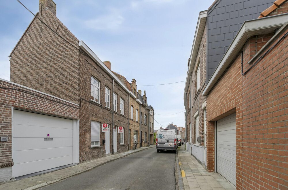 huis-te-koop-in-centrum-ieper-010.jpg