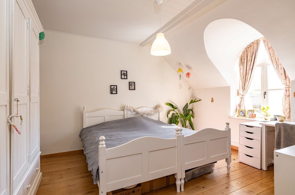 2-karaktervolle-woningen-en-prachtige-handelsruimte-in-een-een-deel-van-het-geklasseerde-kasteel-van-dormaal-032.jpg