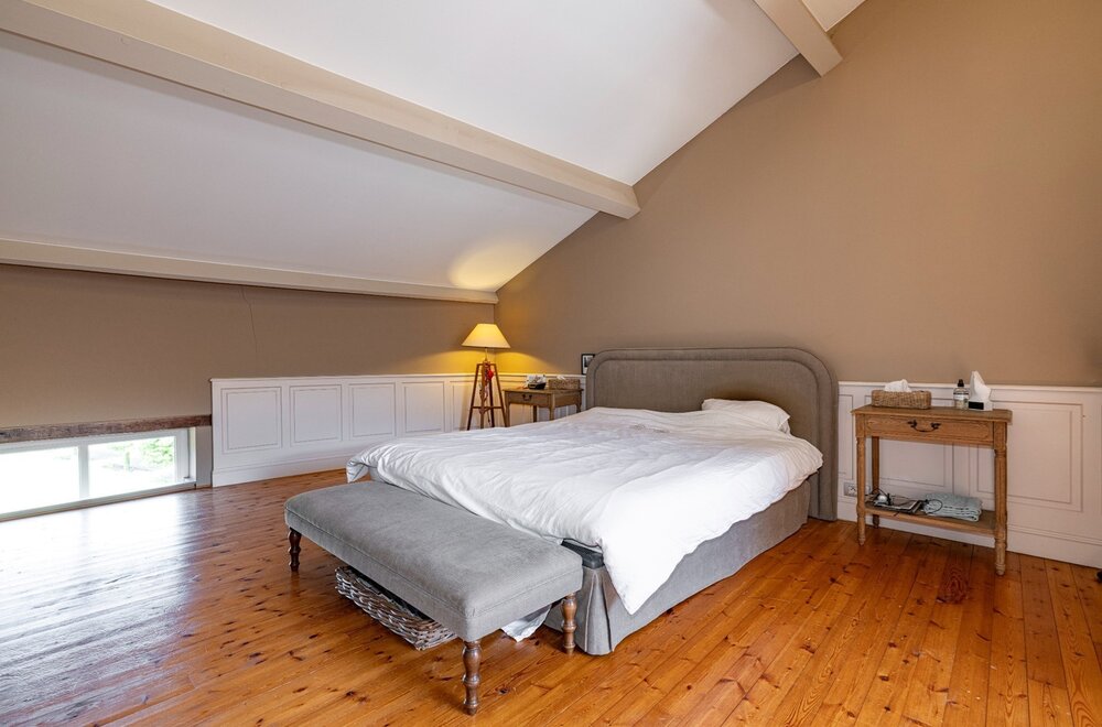 2-karaktervolle-woningen-en-prachtige-handelsruimte-in-een-een-deel-van-het-geklasseerde-kasteel-van-dormaal-033.jpg