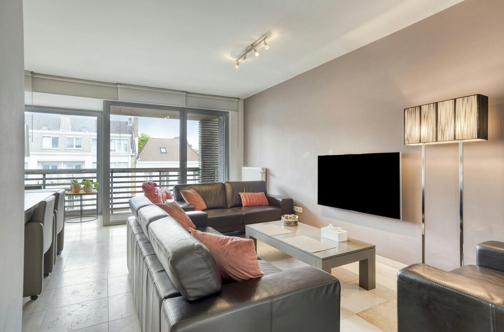modern-appartement-met-2-slaapkamers-dichtbij-t-zand-in-brugge002.jpg