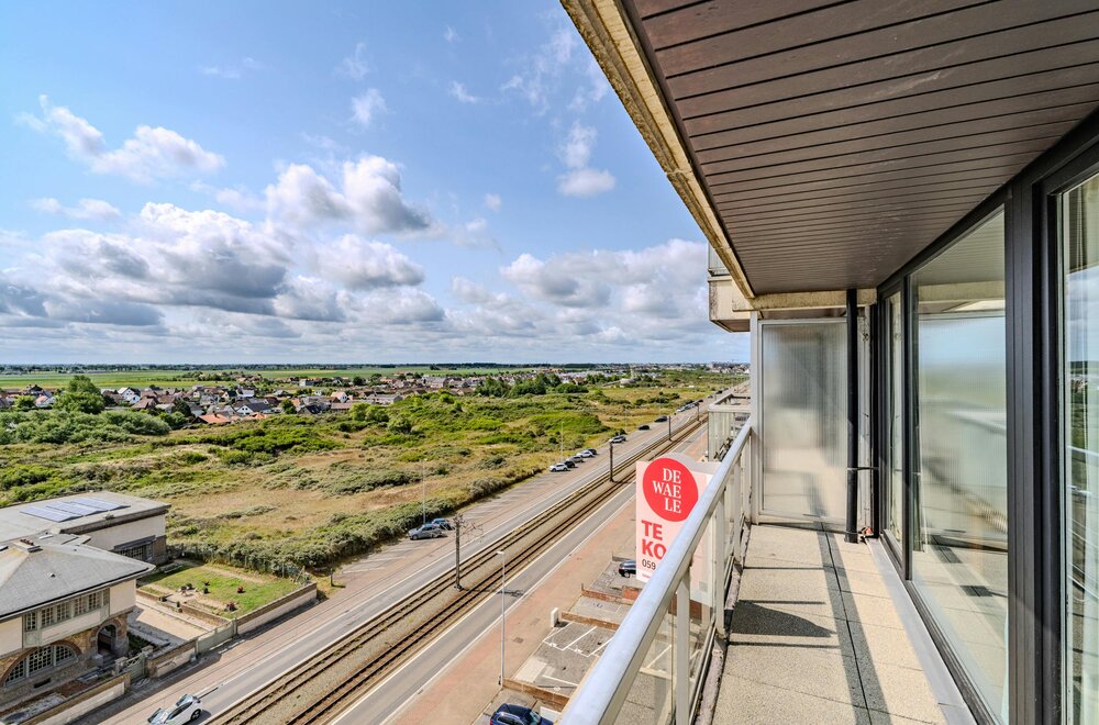 doorloopappartement-met-frontaal-zeezicht-en-twee-slaapkamers-op-toplocatie-009.jpg