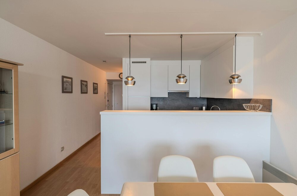 doorloopappartement-met-frontaal-zeezicht-en-twee-slaapkamers-op-toplocatie-016.jpg