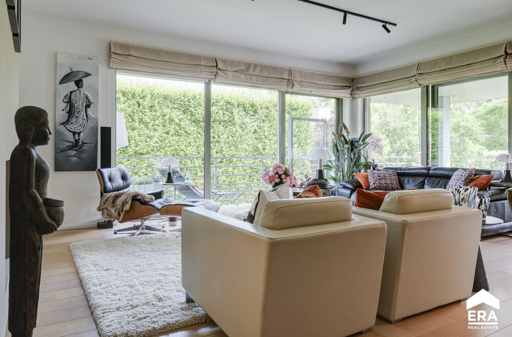 luxe-appartement-met-zicht-op-zwembad-in-bokrijkpark-te-genk006.jpg