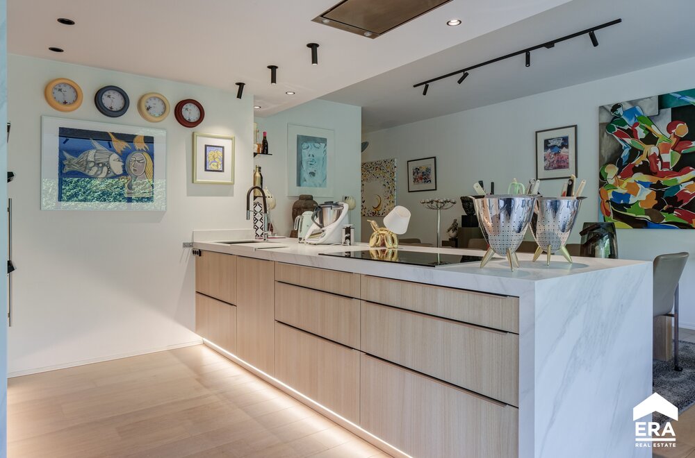 luxe-appartement-met-zicht-op-zwembad-in-bokrijkpark-te-genk010.jpg