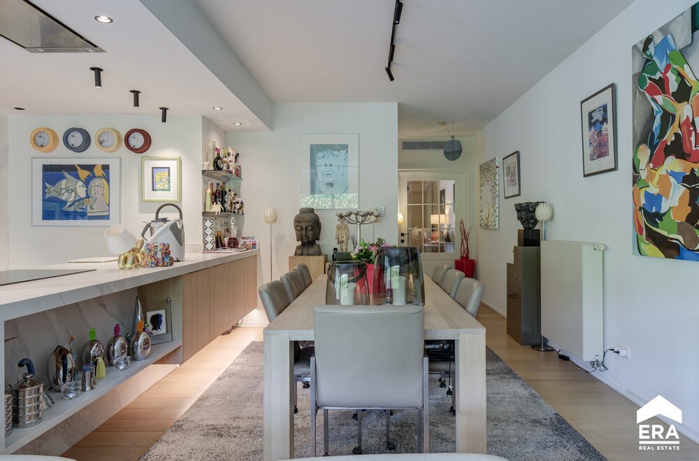 luxe-appartement-met-zicht-op-zwembad-in-bokrijkpark-te-genk012.jpg