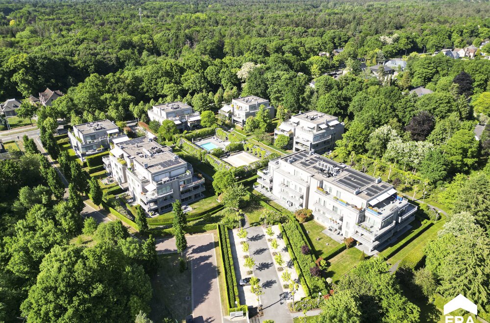 luxe-appartement-met-zicht-op-zwembad-in-bokrijkpark-te-genk031.jpg