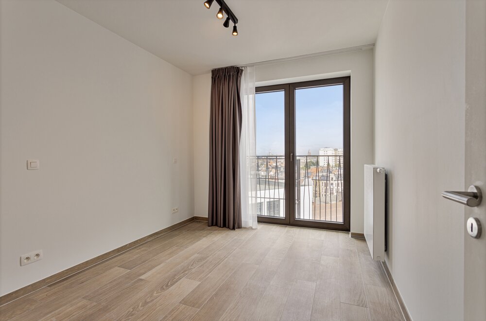 antwerpen-ruim-drie-slaapkamerappartement-met-parking-nabij-stadspark006.jpg
