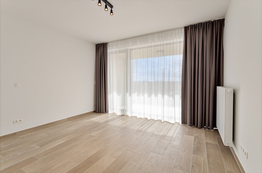 antwerpen-ruim-drie-slaapkamerappartement-met-parking-nabij-stadspark008.jpg
