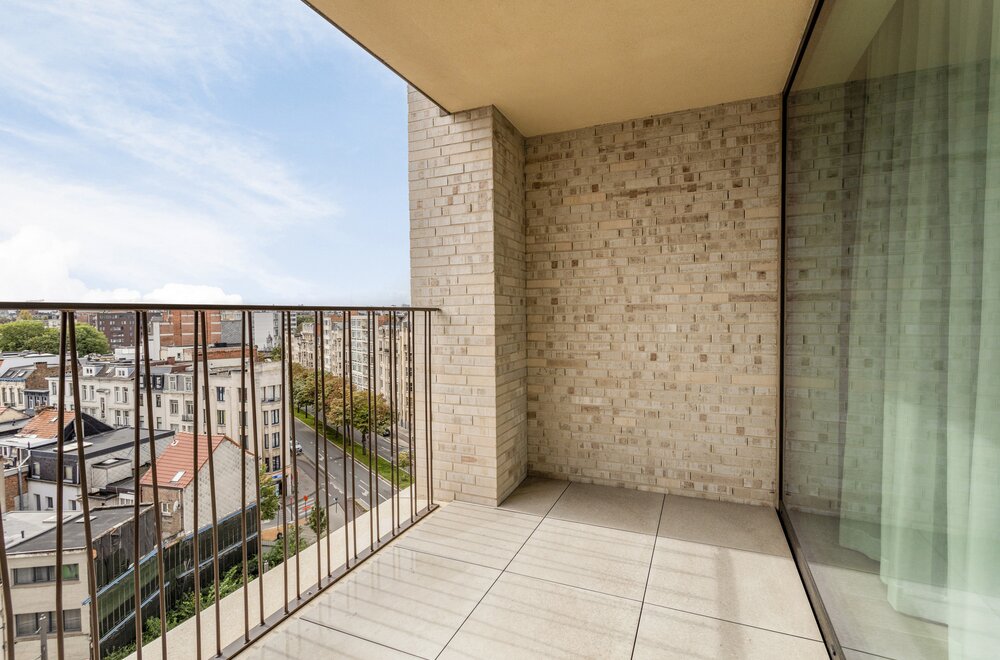 antwerpen-ruim-drie-slaapkamerappartement-met-parking-nabij-stadspark014.jpg