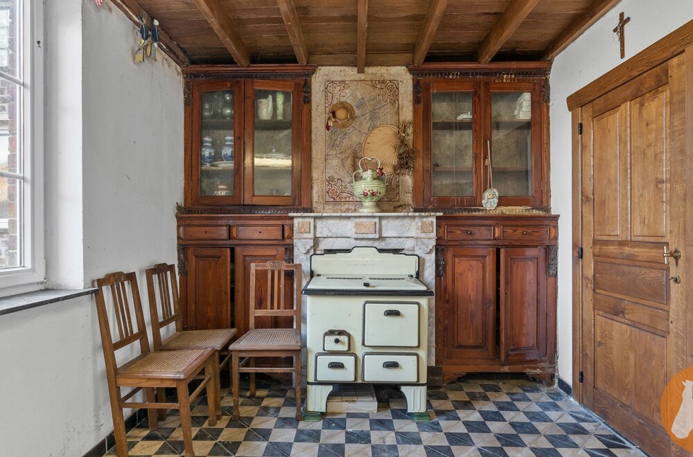 galmaarden-unieke-woning-met-grote-werkplaats014.jpg