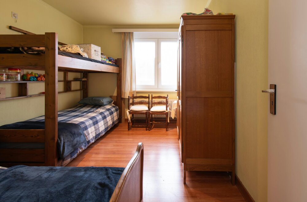 ruim-2-slaapkamer-appartement-te-koop-met-frontaal-zeezicht-010.jpg