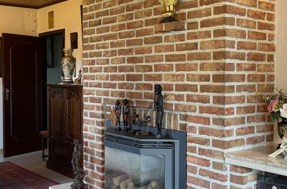 charmante-driegevelbungalow-met-tuin-en-garage-in-hartje-loppem005.jpg