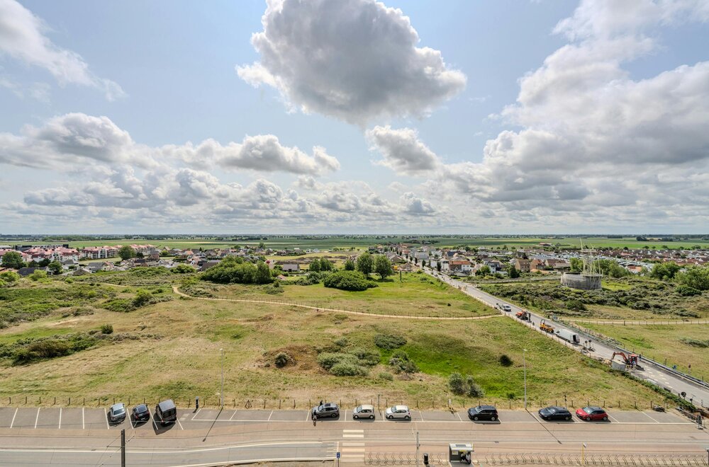 uniek-penthouse-appartement-op-de-zeedijk-te-middelkerke-013.jpg