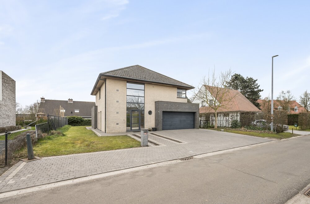 instapklare-open-woning-met-4-slaapkamers-en-tuin-in-temse001.jpg