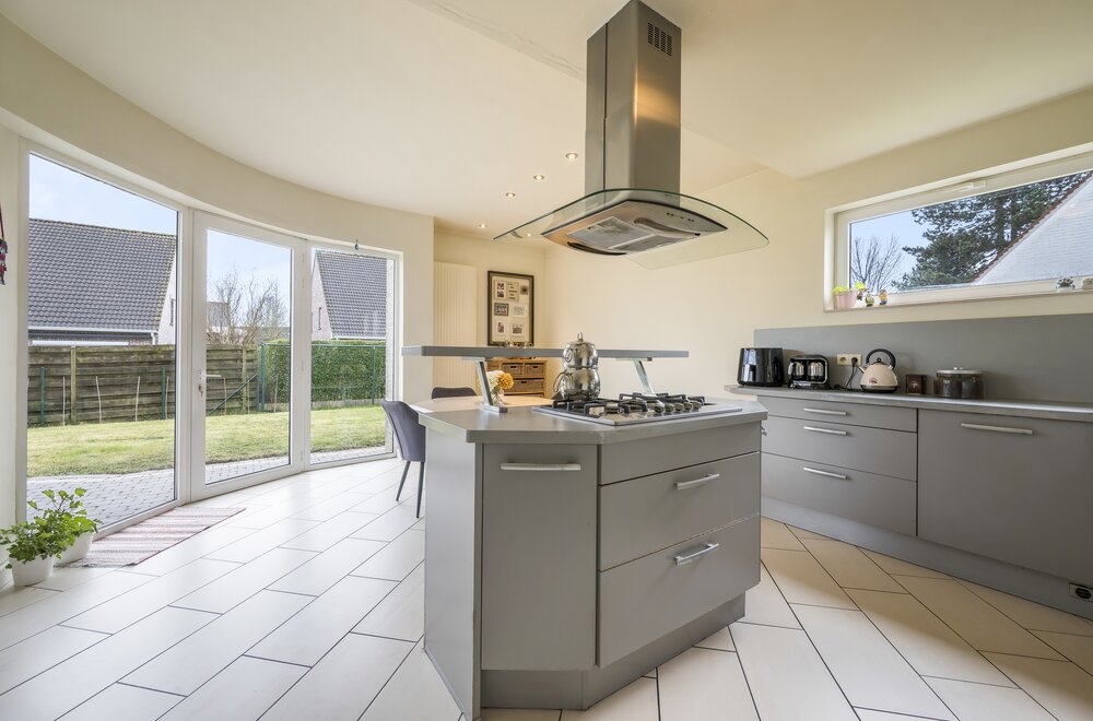 instapklare-open-woning-met-4-slaapkamers-en-tuin-in-temse016.jpg