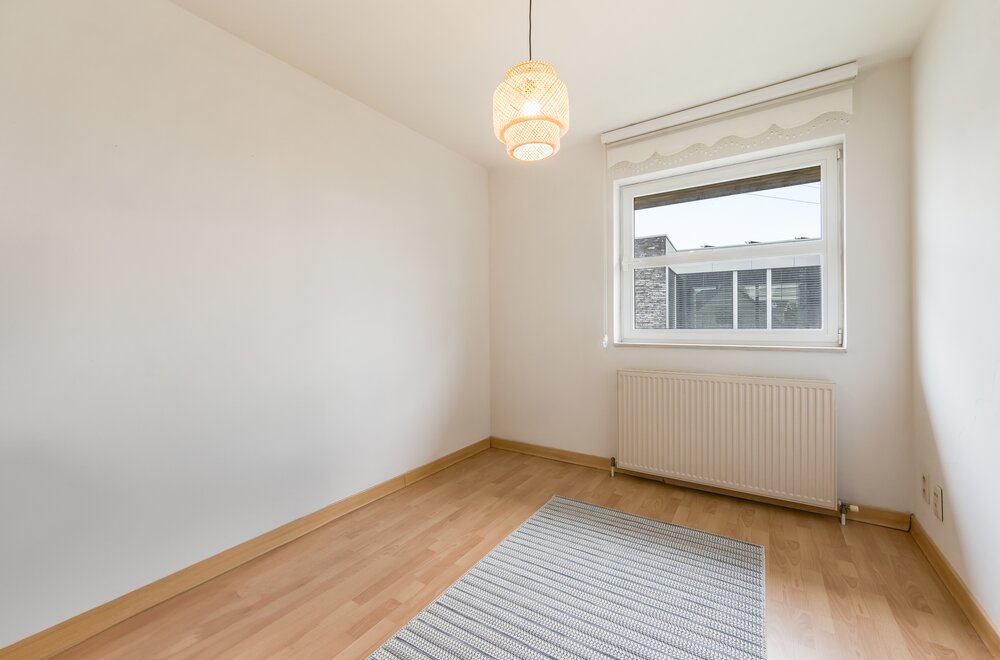 instapklare-open-woning-met-4-slaapkamers-en-tuin-in-temse021.jpg