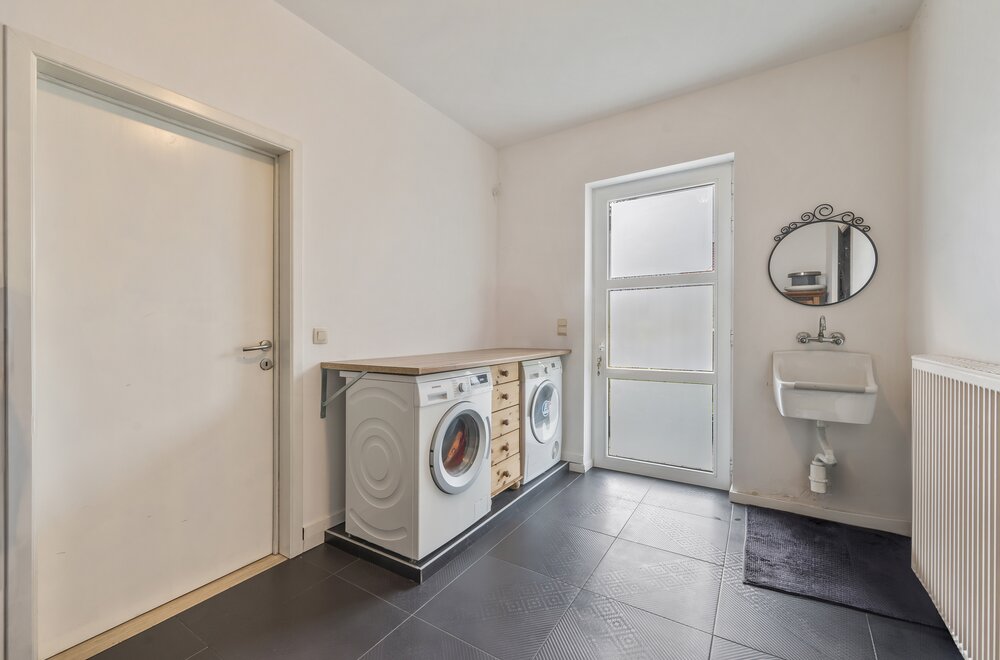 instapklare-open-woning-met-4-slaapkamers-en-tuin-in-temse025.jpg
