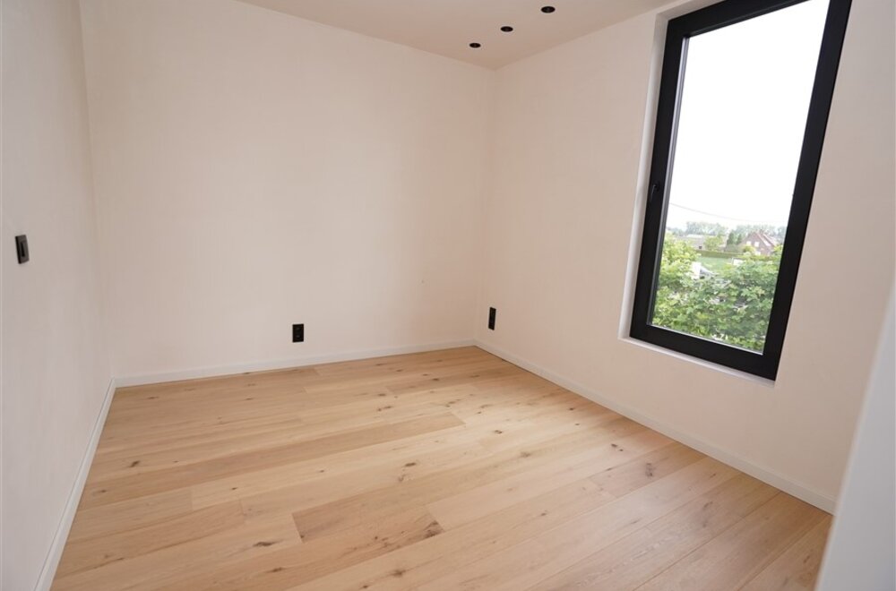 halfopen-nieuwbouwparel-op-658-m-ruimte-licht-en-leefcomfort022.jpg